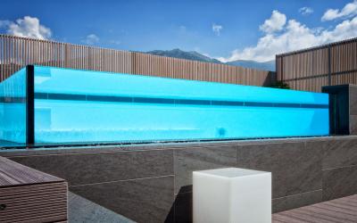 Piscina Sfioro Cascata Vetro Crystal 2